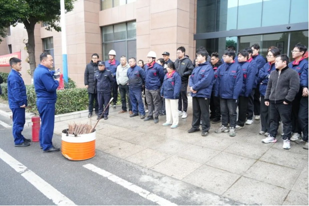 筑牢“防火墙”，防患于未“燃”——365英国上市公司股份开展宿舍楼消防安全演练活动