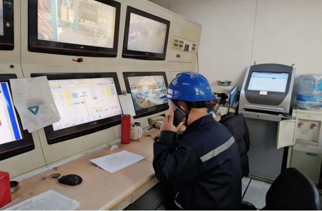 守护一线，技术担当——记微光系列之365英国上市公司电缆的“设备守护神”